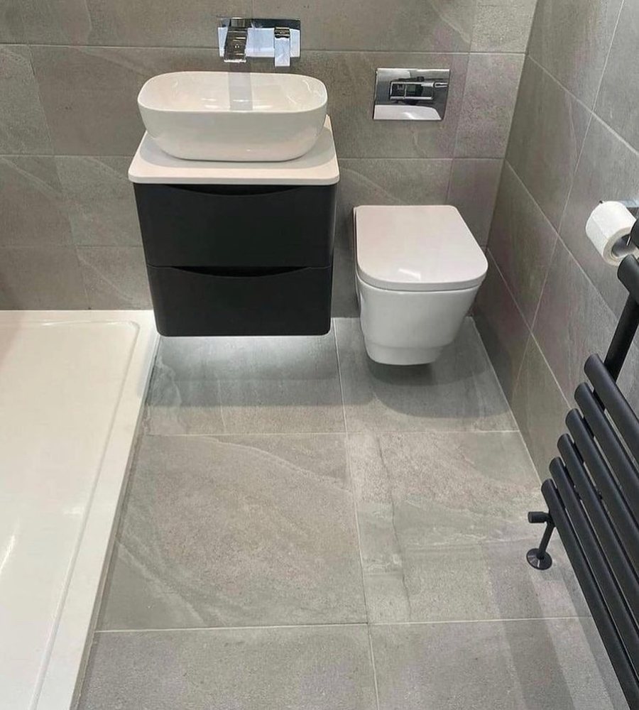 Aynı dairede lavabo, klozet ve tesisat hattının yenilenmesi — sonrası